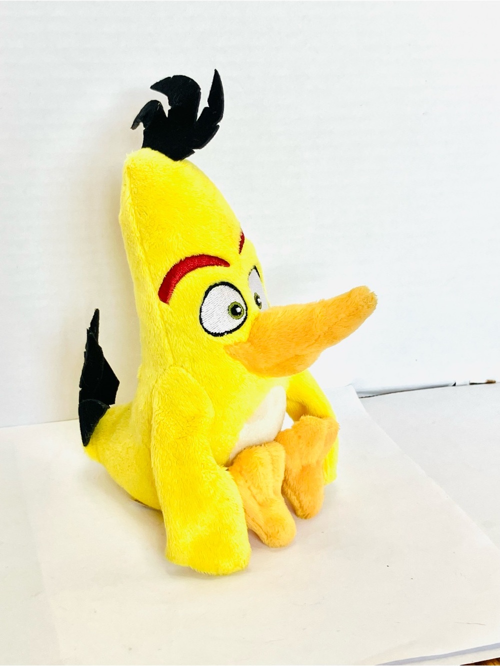 Angry Birds 2015 8in Chuck Plush Bird Read Few Minor Marks